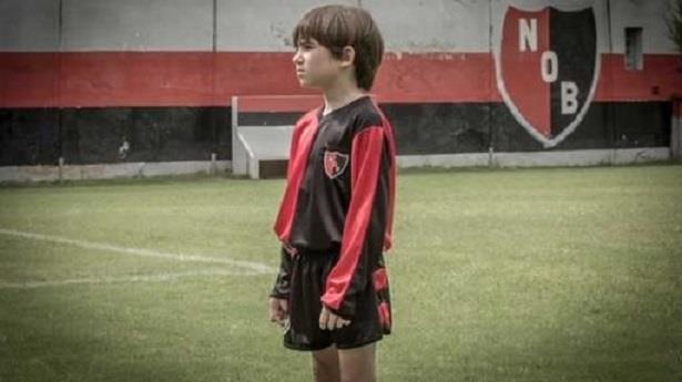 ميسي يواجه فريق طفولته وديا ميسي يواجه فريق طفولته وديا