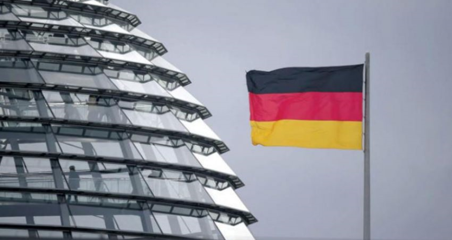 ألمانيا تخفض التواصل بين الأفراد إلى حده الأدنى خلال الأعياد